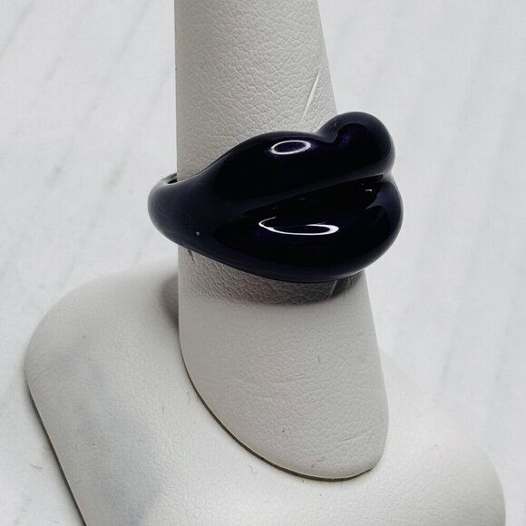 HOT LIPS By Solange Azagury-Patridge Purple Lacquer Lip Ring Size 8 - Picture 3 of 9